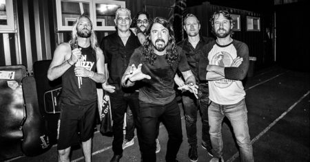 foo fighter-le Passé Composé des Foo Fighters-ParisBazaar-Borde