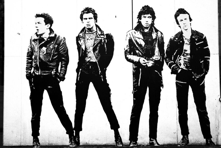 Le Gimmick Rock du Rock'n'Râleur-Should I Stay or Should I Go-The Clash-ParisBazaar-Basset
